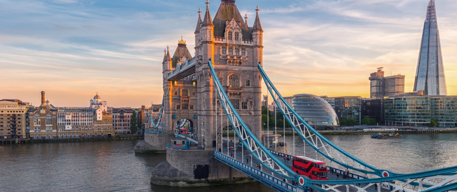 Tower Bridge at sunset. Image courtesy of London & Partners/Jon Reid. Tower Bridge at sunset.