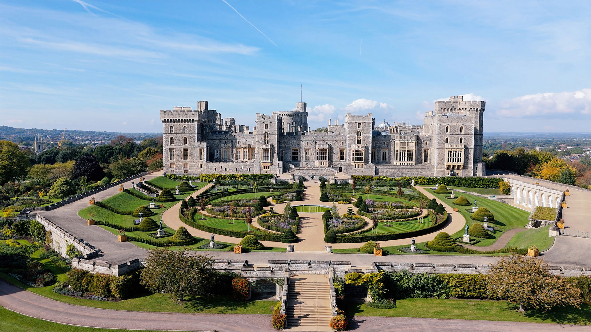 The redesigned Venus Garden will become part of a visit to Windsor Castle this summer between Thursday, 16 July and Sunday, 13 September. © Royal Collection Enterprises Limited 2026 | Royal Collection Trust The Venus Gardens feature layouts inspired by Venus's orbit around the Earth, resembling flower petals and overlooking the east side of Windsor Castle.